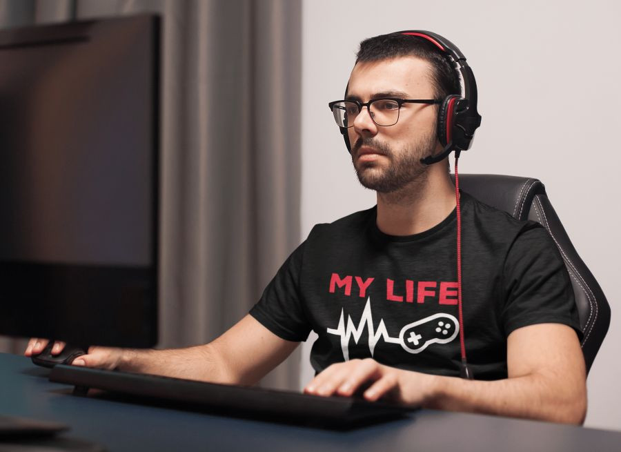 My life is the game fekete póló