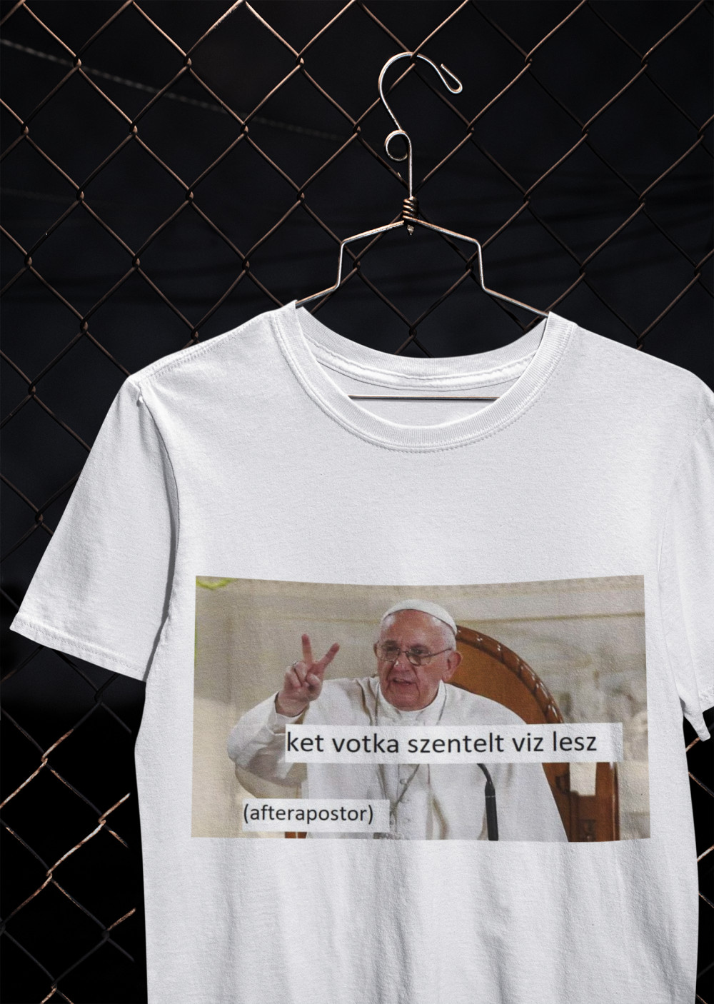 Ket votka szentelt viz fehér póló