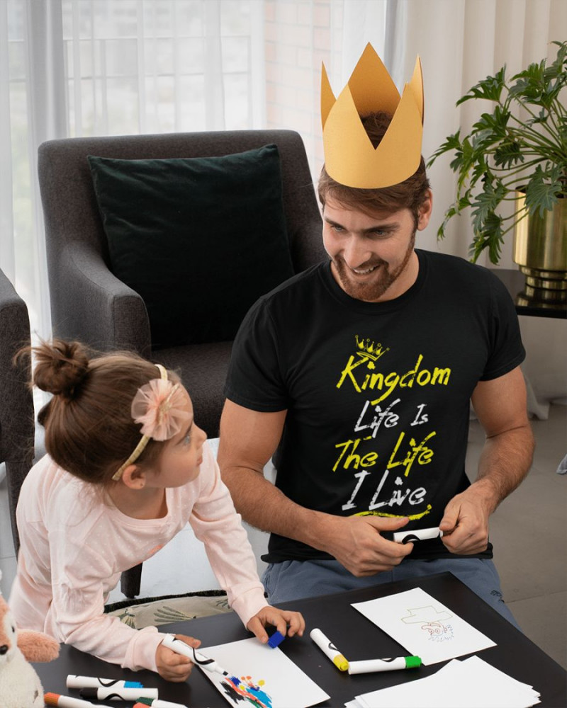 Kingdom life fekete póló