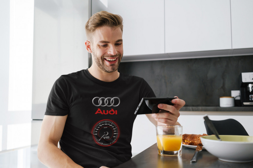 Audi speedmeter fekete póló