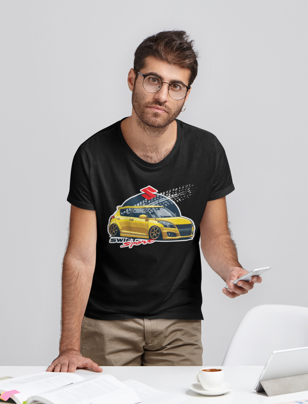 Yellow Suzuki swift sport fekete póló