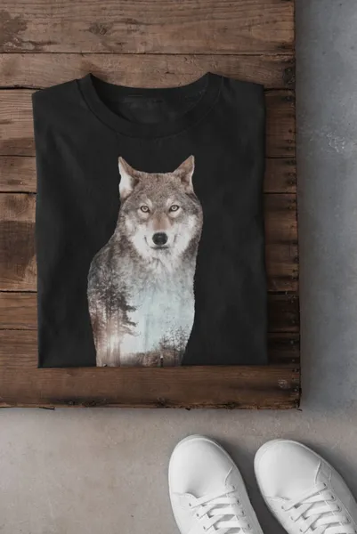 Nature in the wolf fekete póló